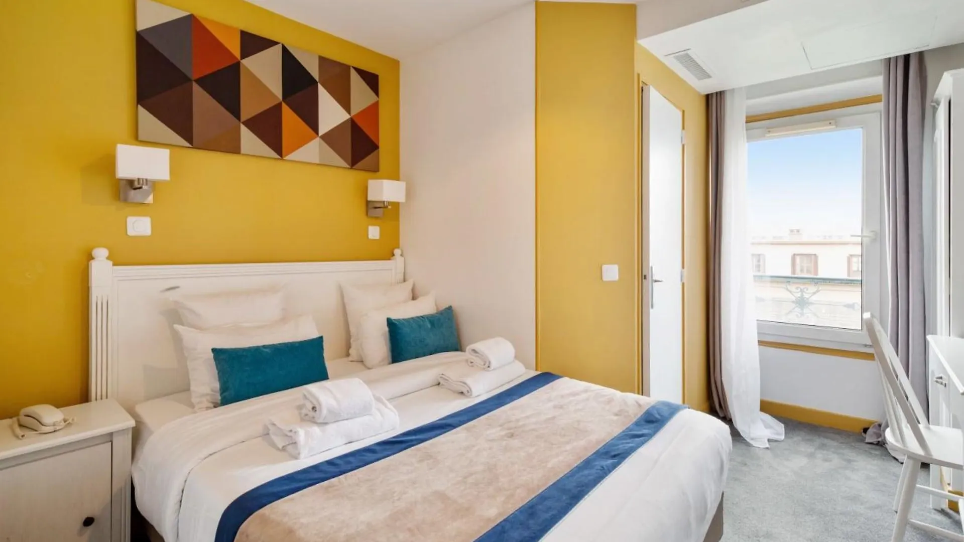 Hotel Grand Des Gobelins 3*