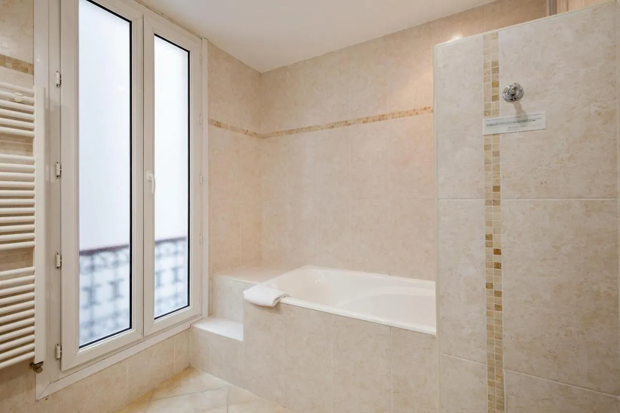 Grand Des Gobelins Hotel